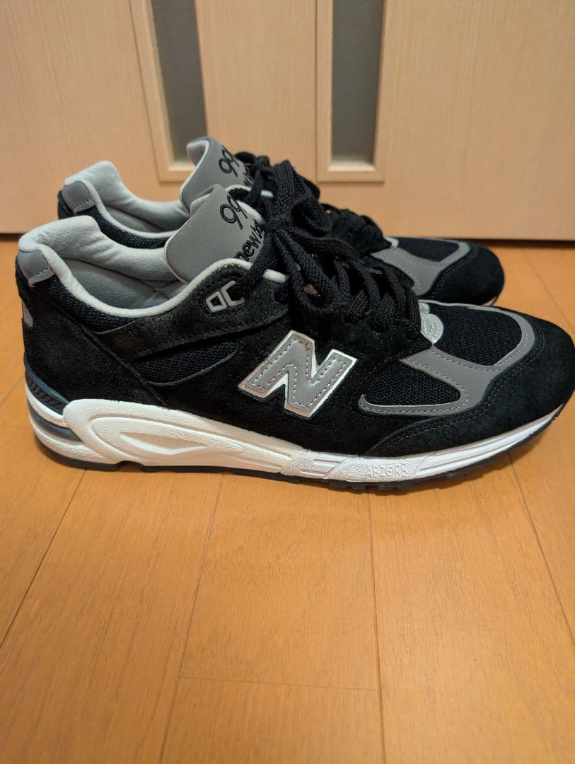 リョウ様New Balance 990 v2 　ブラック/ スニーカー