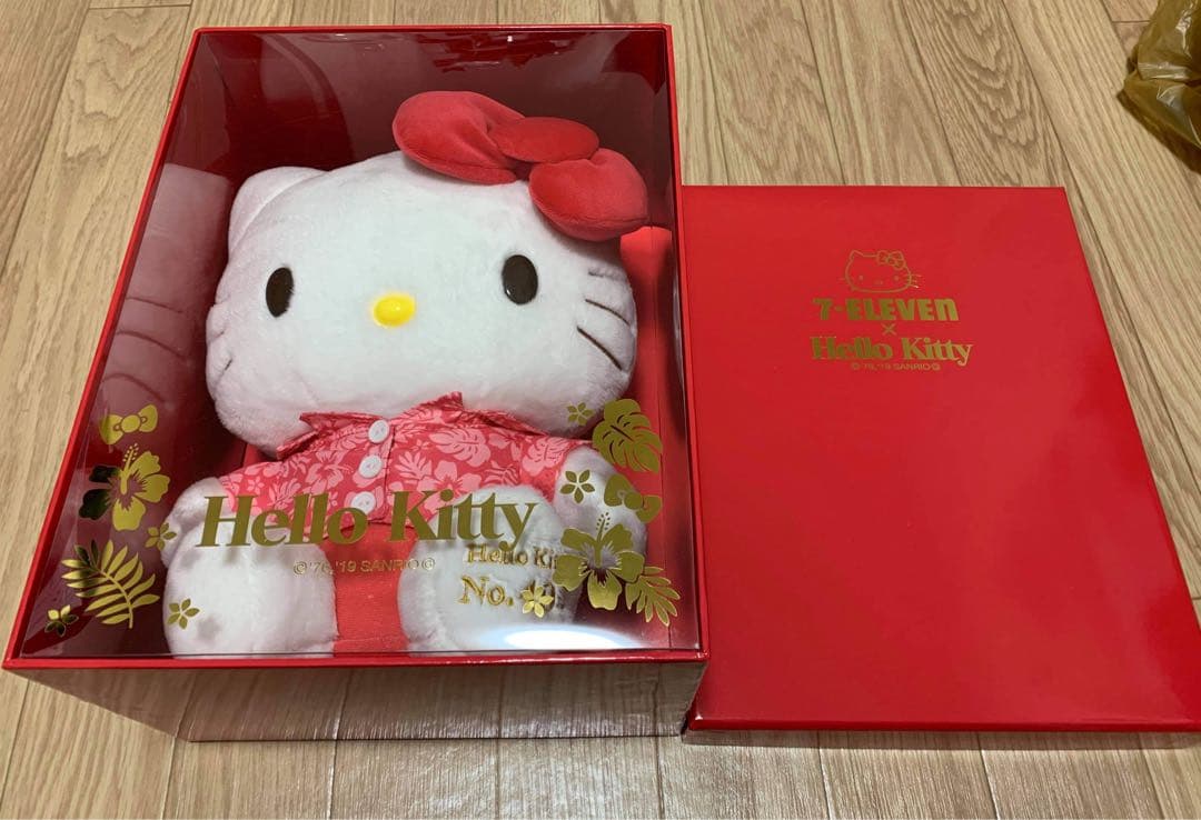 HELLOKITTY X 7-eleven ぬいぐるみ