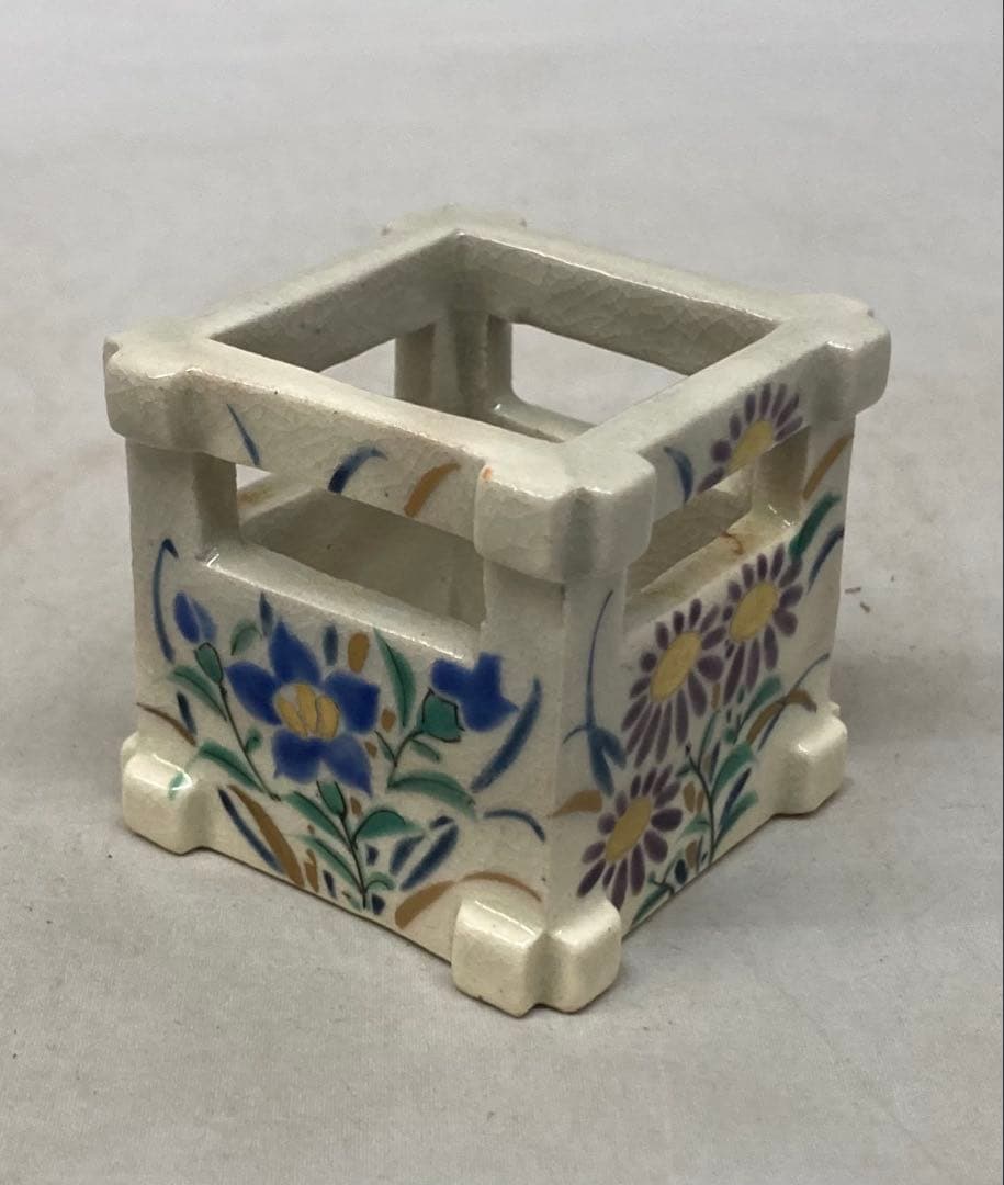 B534b「秋草図 井戸蓋置」宮川香雲作　竜谷　共布共箱