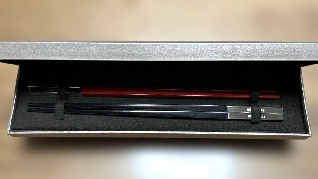 Christofle 箸 2膳セット、赤・黒色