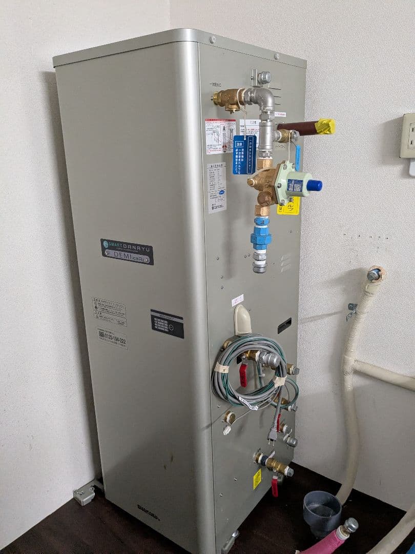 美容室用タカラベルモント加圧式給湯器