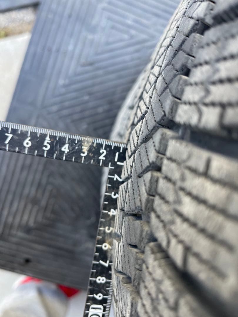 ブリヂストン　スタッドレス　カローラツーリング純正アルミホイール