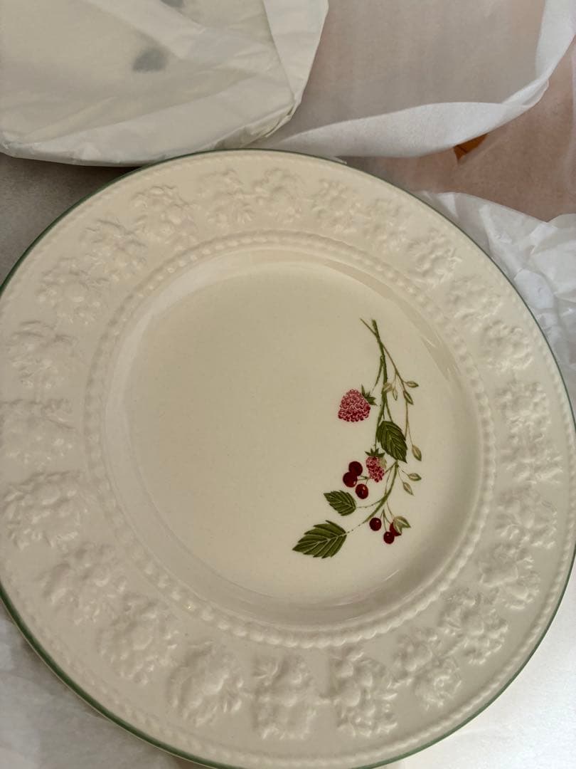 【新品未使用】 フェスティビティラズベリー ディナープレート