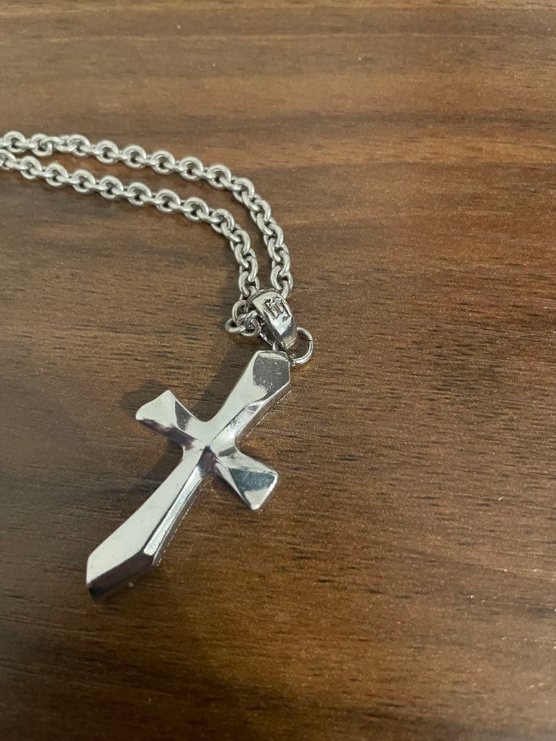 GARNI ガルニ シルバー クロスネックレス