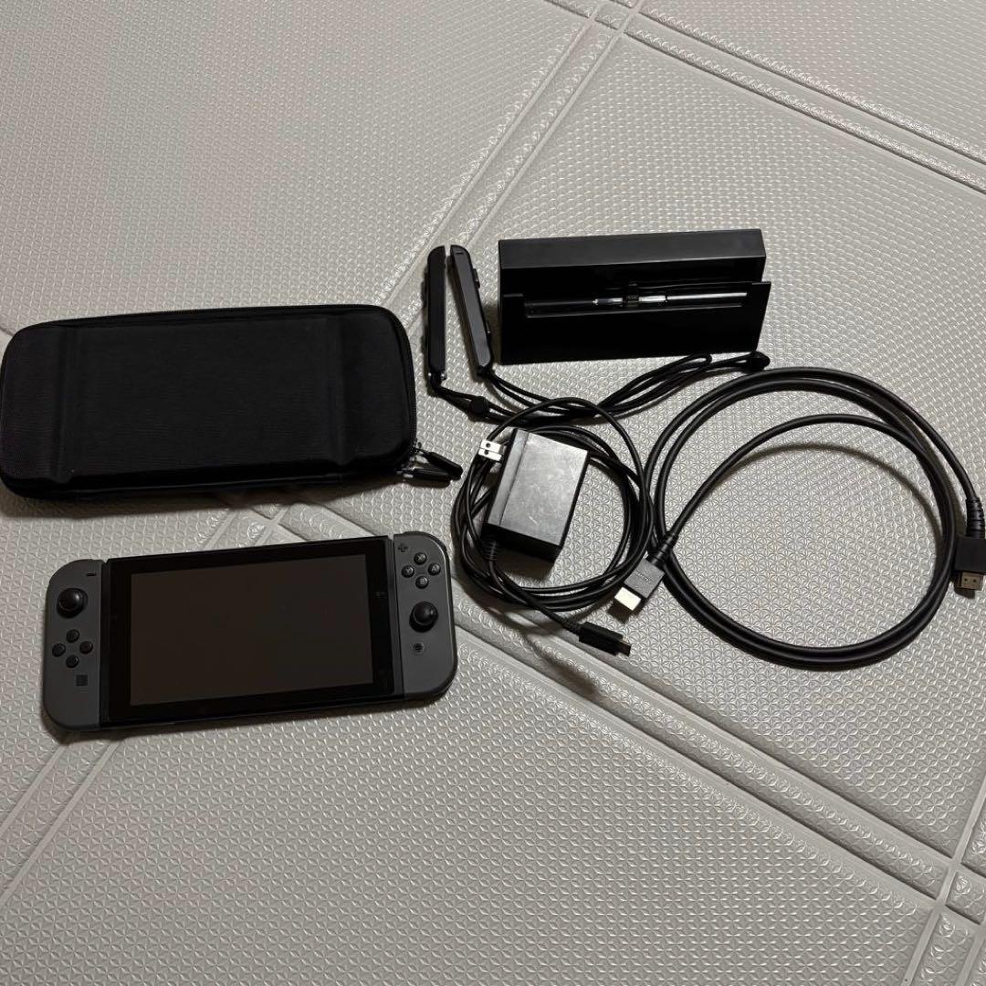 Nintendo Switch ニンテンドースイッチ　本体　ブラック