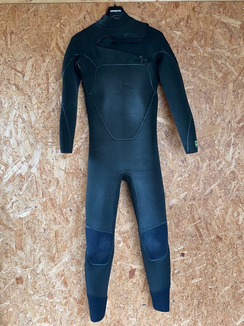 patagonia メンズMS・R2 ・フロントジップ・フルスーツ