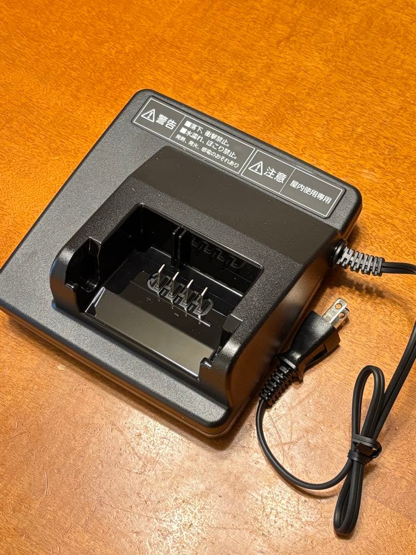 新品未使用Panasonic NKJ074Z 電動自転車用充電器