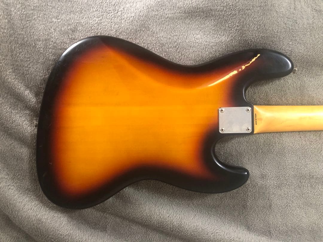 ベース Fender Japan JB62 Jazz Bass 3TS
