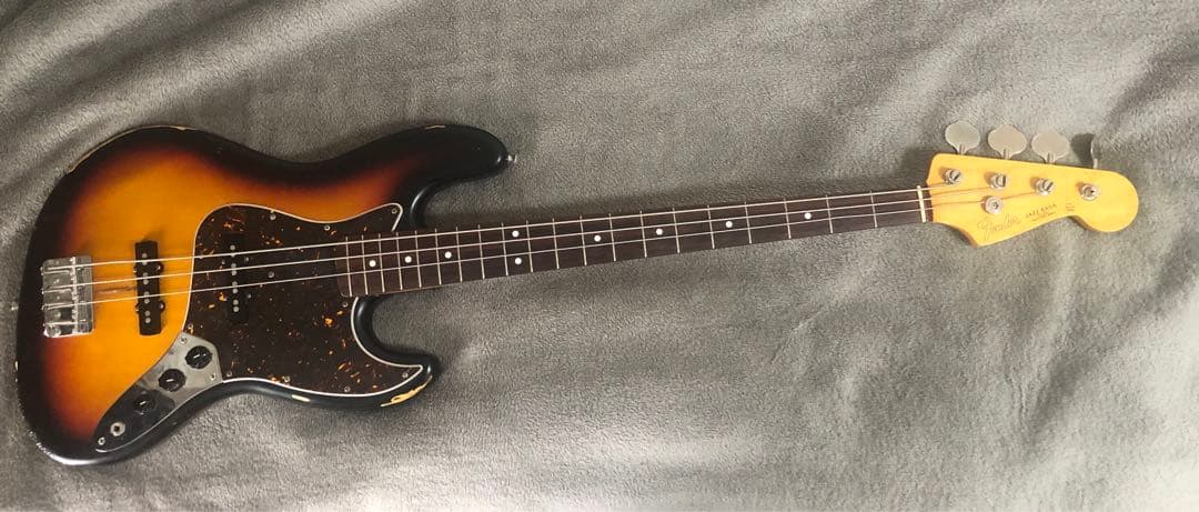 ベース Fender Japan JB62 Jazz Bass 3TS