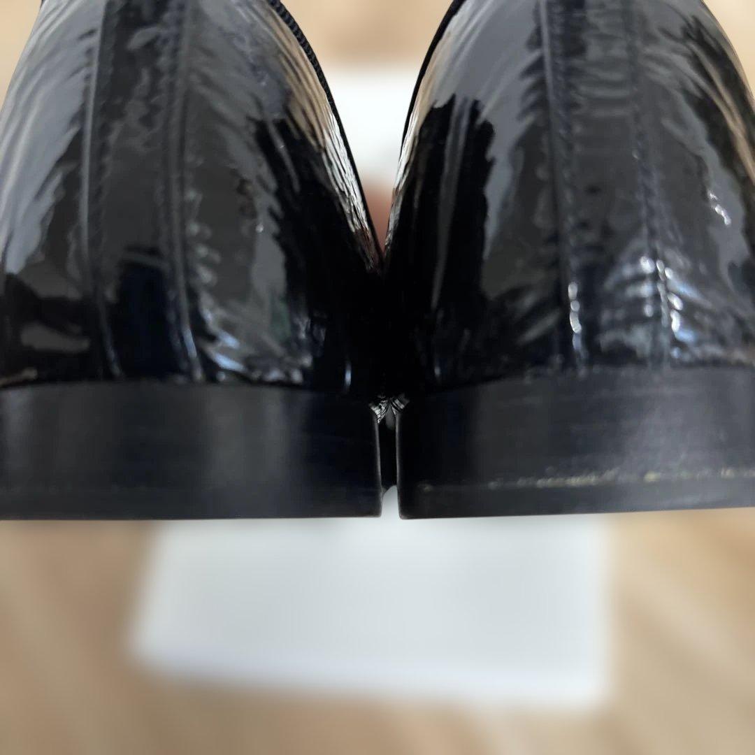 SHANEL エナメルフラットシューズ