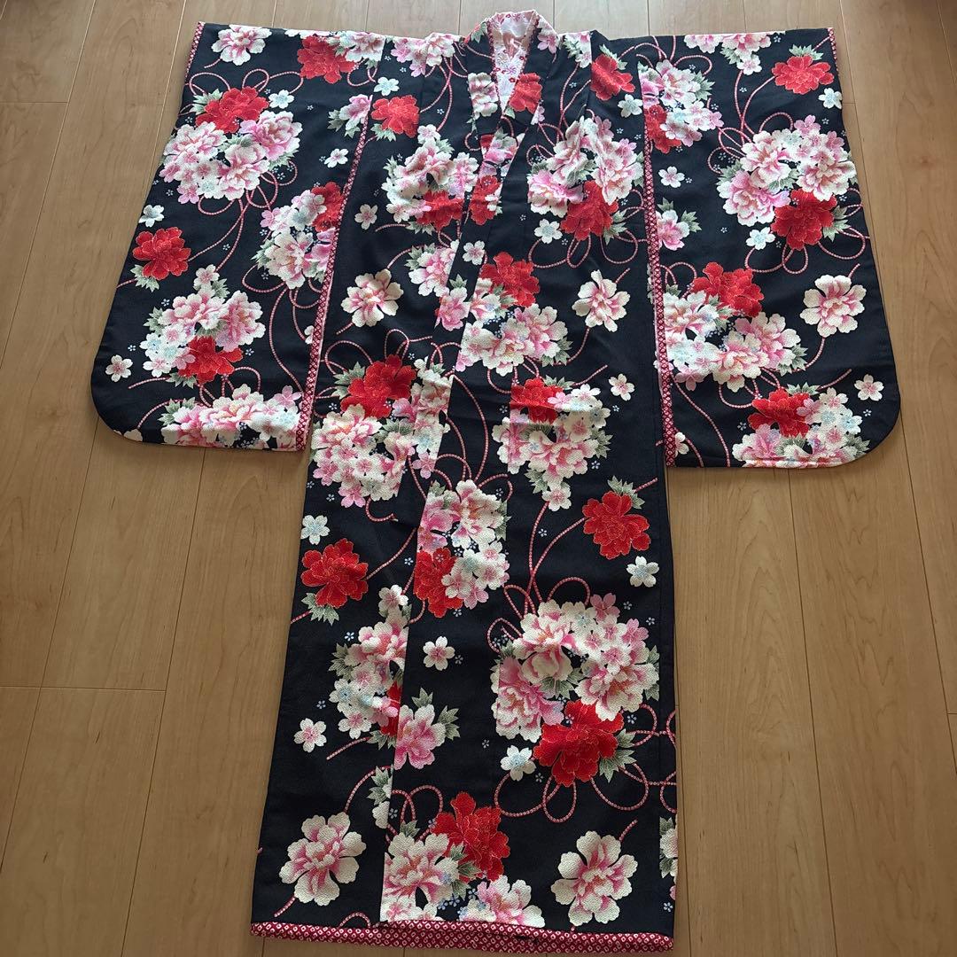 96 ジャパンスタイル 黒ちりめん×牡丹　7歳 七五三着物セット　和装小物　袋帯