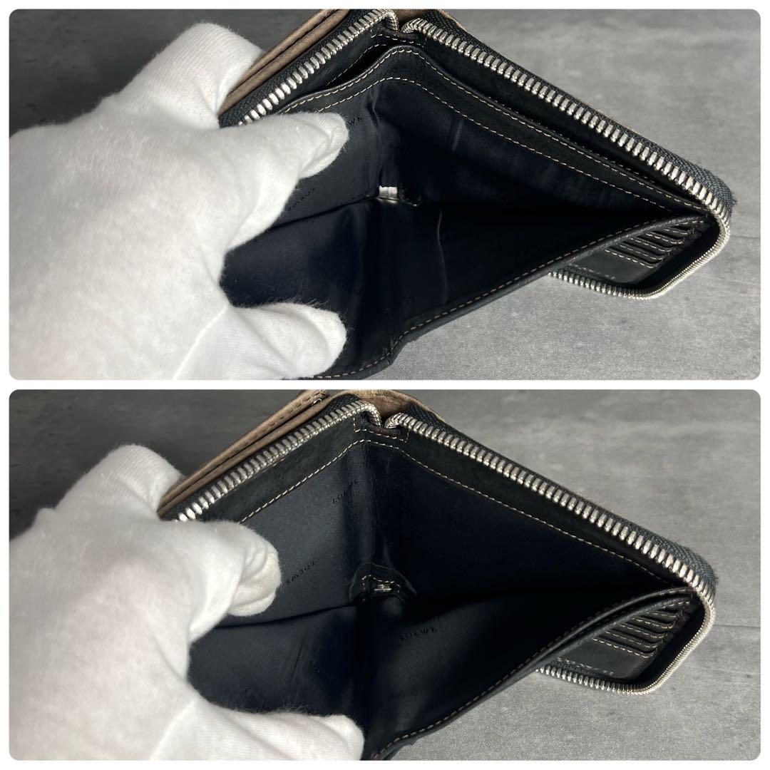 ムササビ　ロエベ アナグラム 本革 二つ折り財布 小銭入れ付き パッチ