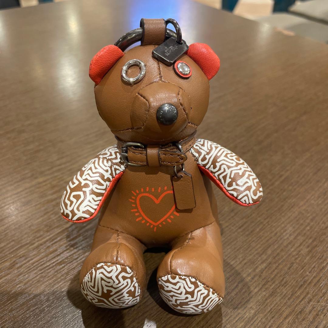 COACH×Keith Haring ベアキーリング