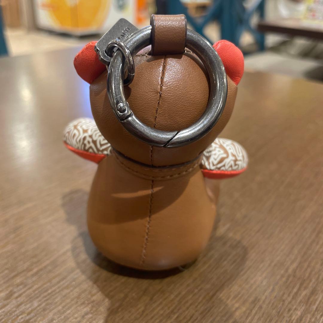 COACH×Keith Haring ベアキーリング