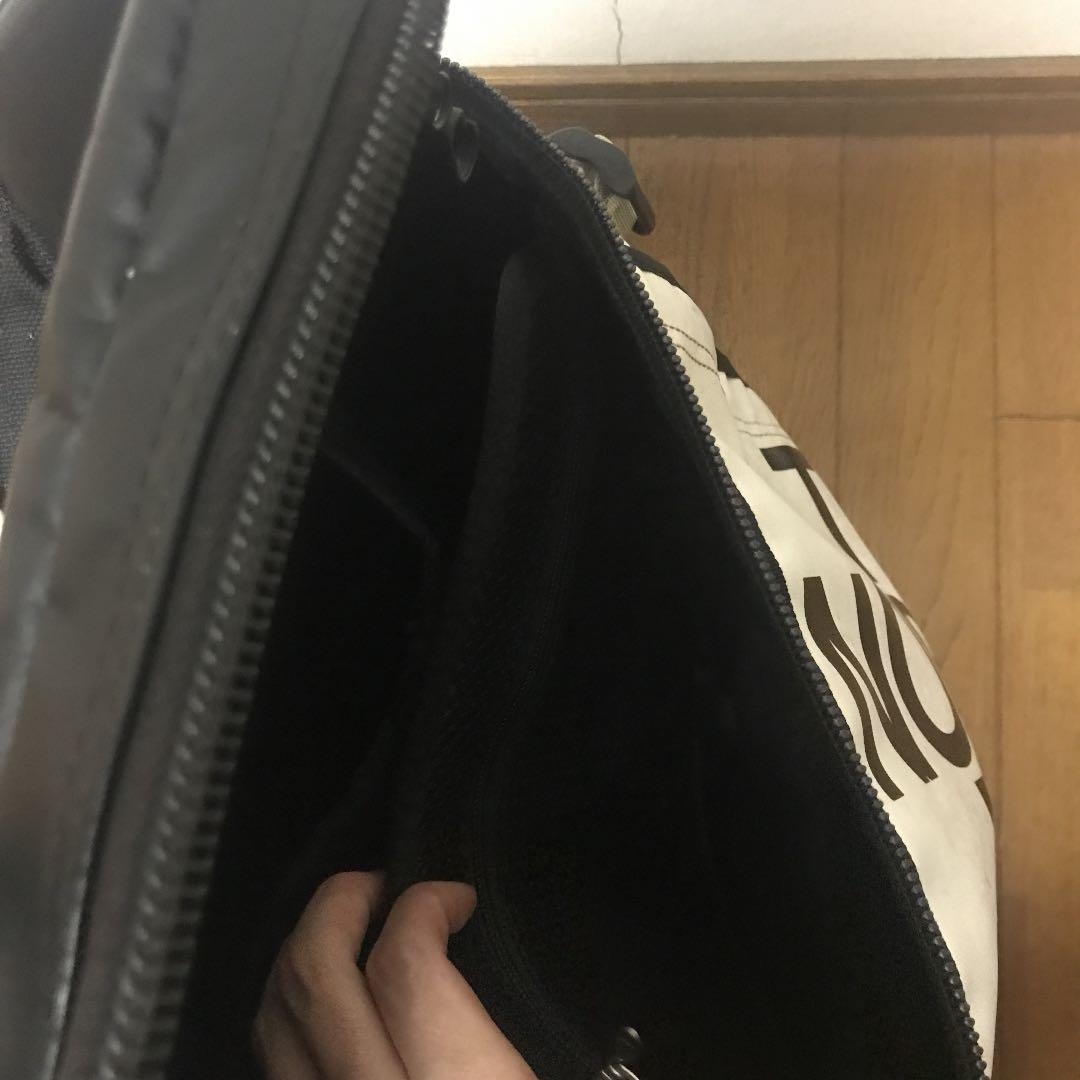 the North Faceのカバンです【白黒⠀】