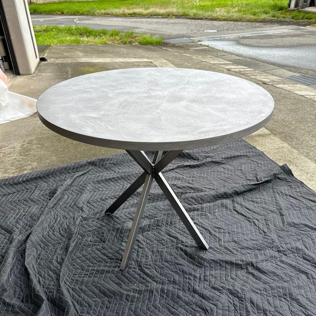A*r様 コンクリカグ　モールテックス　ラウンドテーブル