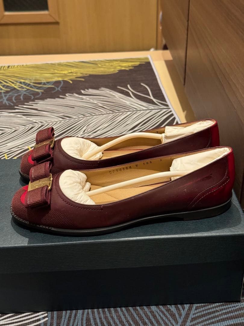 SaleサルヴァトーレフェラガモSalvatoreFerragamoフラット女靴