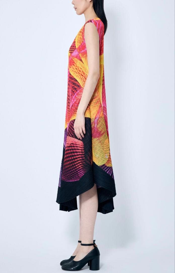 PleatsPlease SPECTRUM ワンピース5