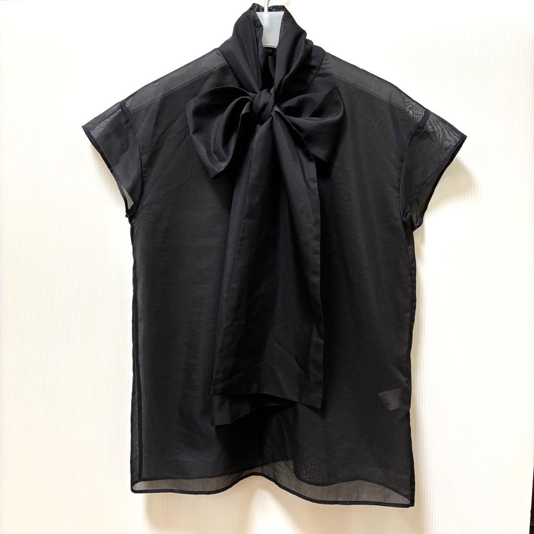 【ウィムガゼット】リボン　ボウタイ　シアー　ブラウス　ブラック　フレンチスリーブ