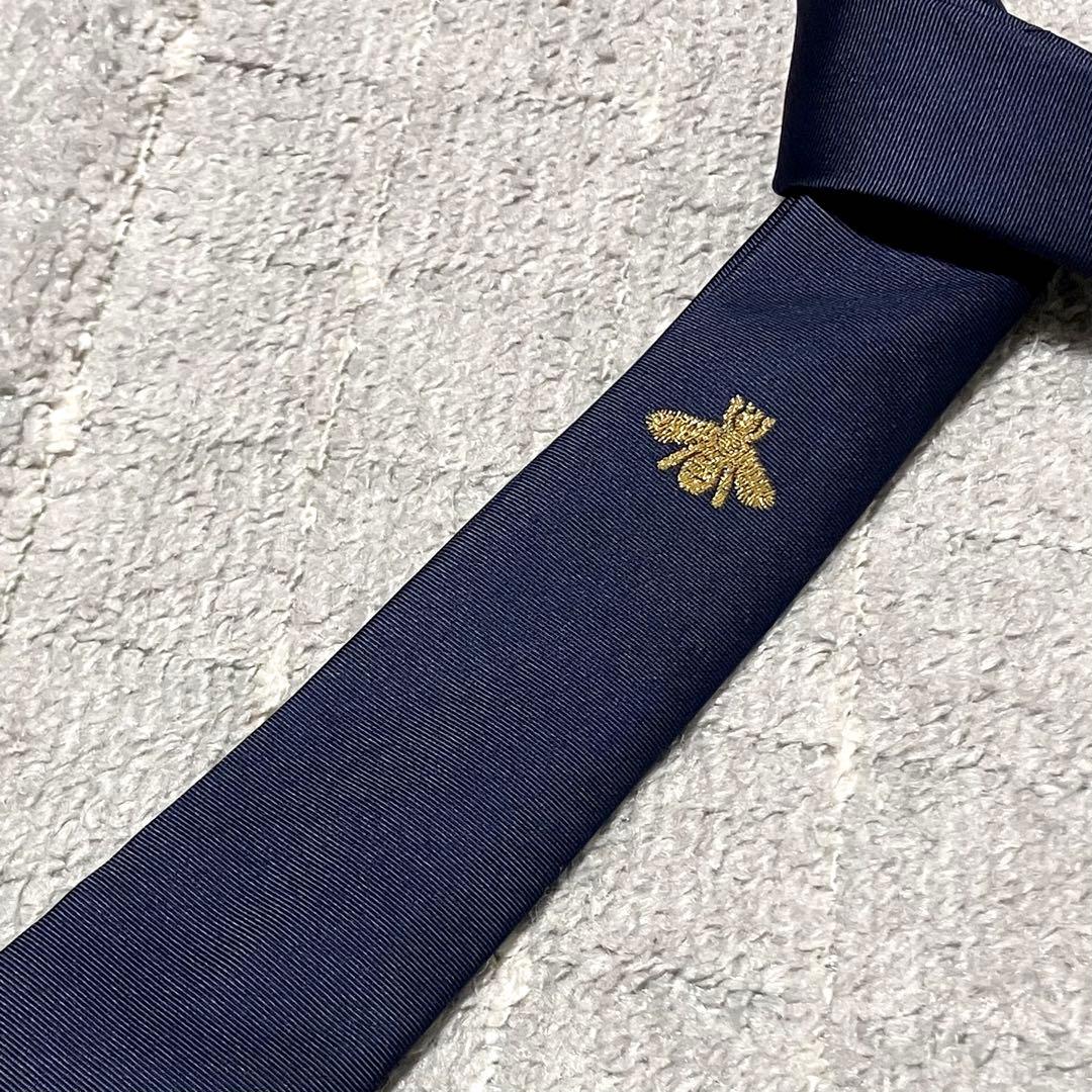 美品！グッチ［ネクタイ］ジャガード　ネイビー　蜂　Bee　ビジネス