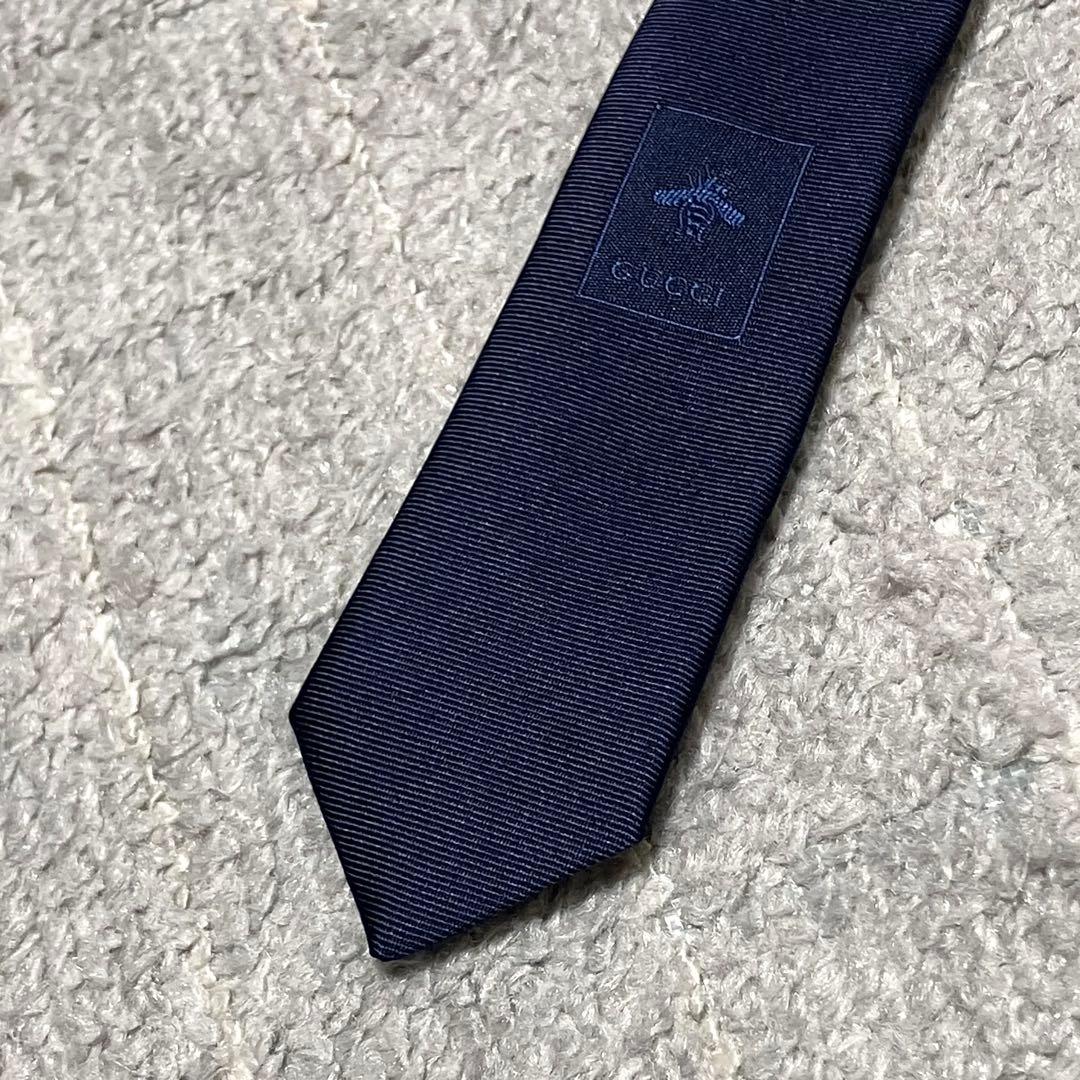 美品！グッチ［ネクタイ］ジャガード　ネイビー　蜂　Bee　ビジネス