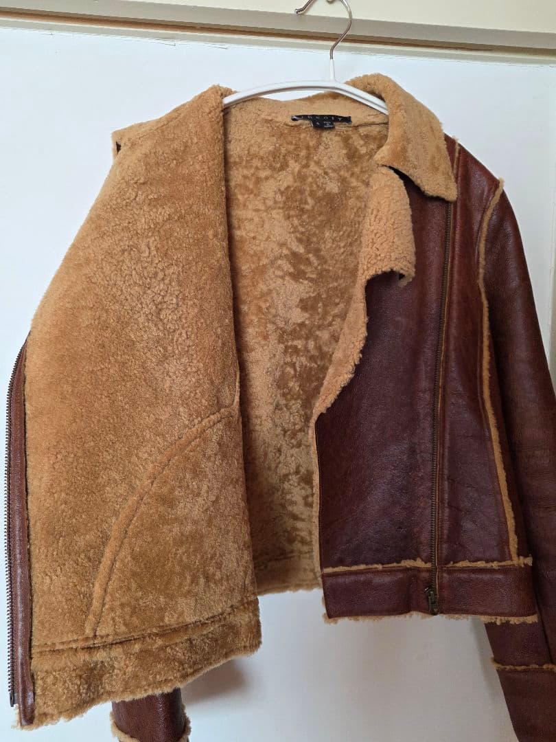シープスキンショート丈ジヤケット(ムートン)