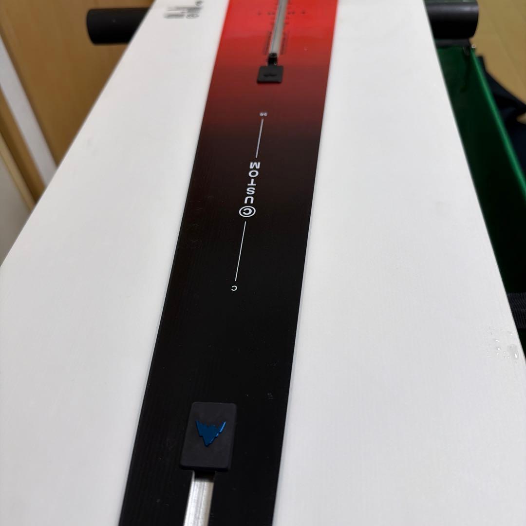 【極美品】BURTON Custom 154cm Camber スノーボード　板