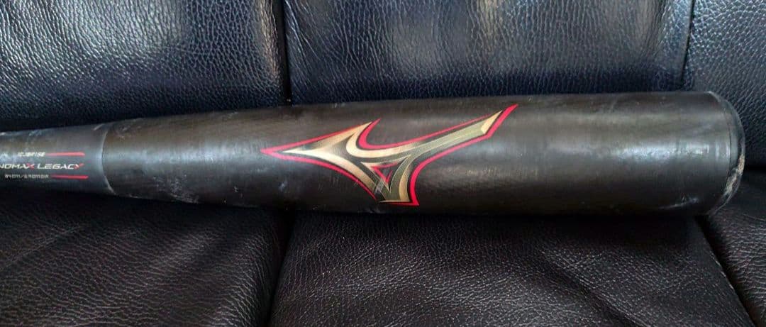 バット Mizuno BEYOND MAX LEGACY 84cm 1CJBR158