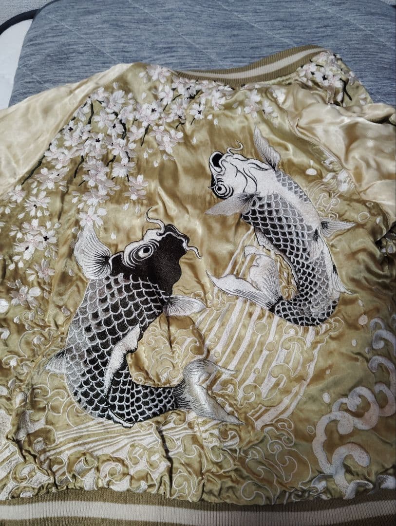 時遊　百花繚乱　刺繍スカジャン リバーシブル　金色・ブラウン　龍と花　昇鯉と桜