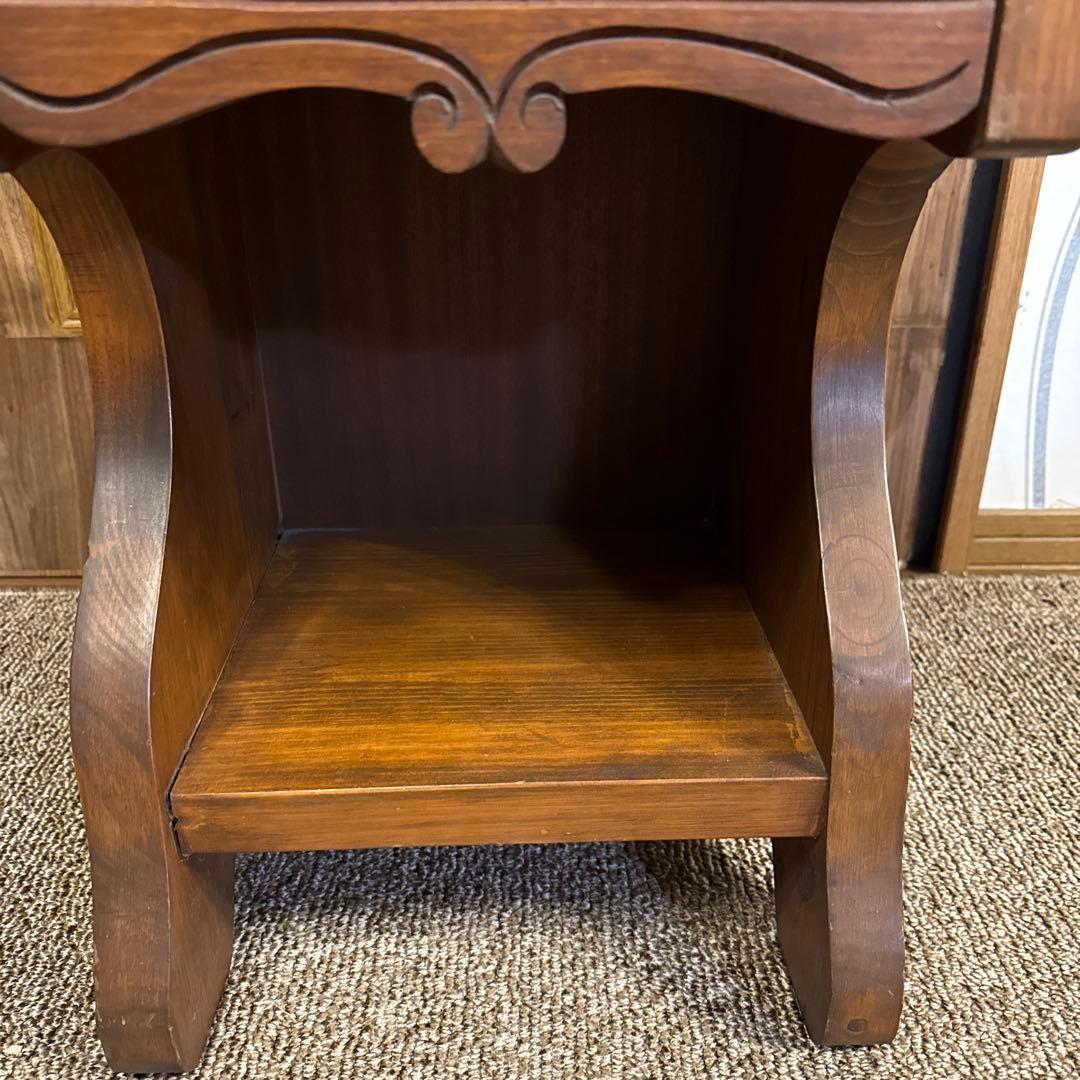 アンティーク　木彫り　棚　キャビネット　花台