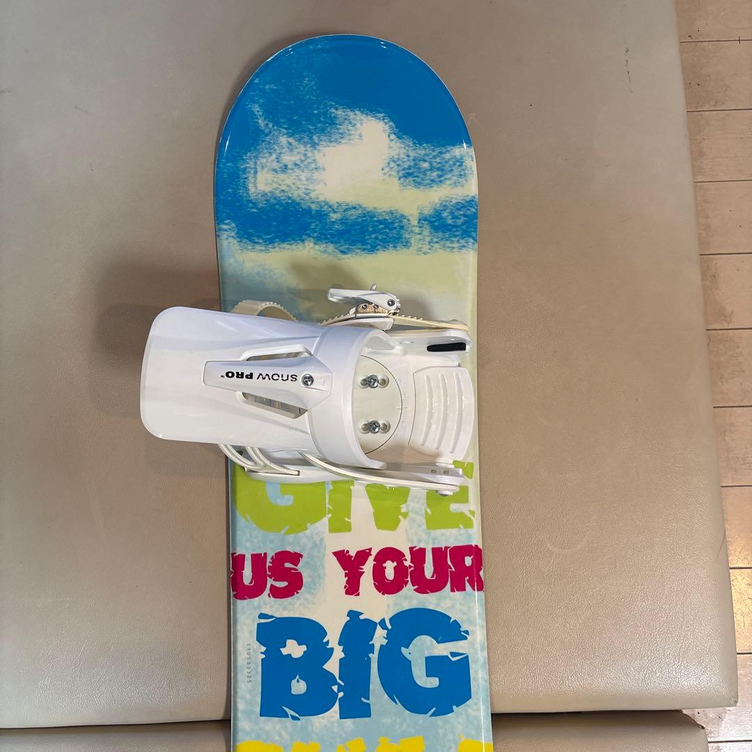 金4000円❗️子供用ボード ビンディング付き108センチ❗️現物確認引き取りのみ！