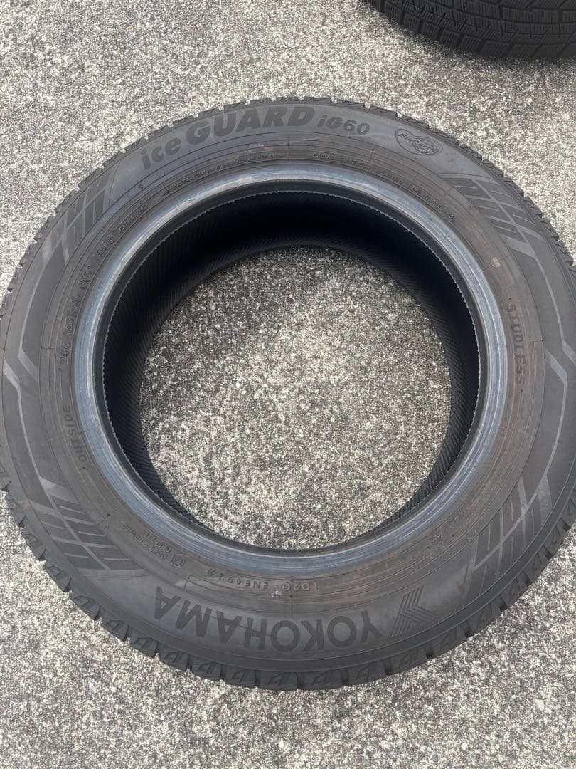 ヨコハマIce GUARD IG60 205/60R16 2023年製8部山