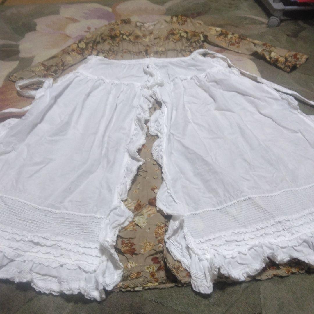 夏セール　ピンクハウス　希少　激かわエプロン型ダブリエホワイト