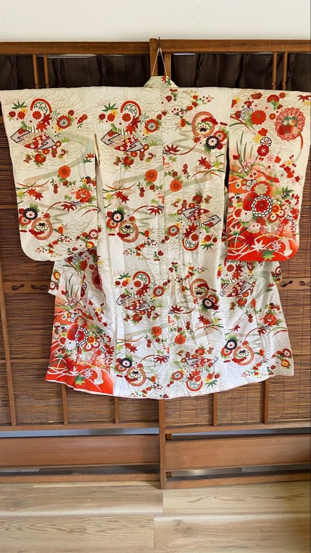 7歳祝い着 七五三用 花柄 伝統的着物K105