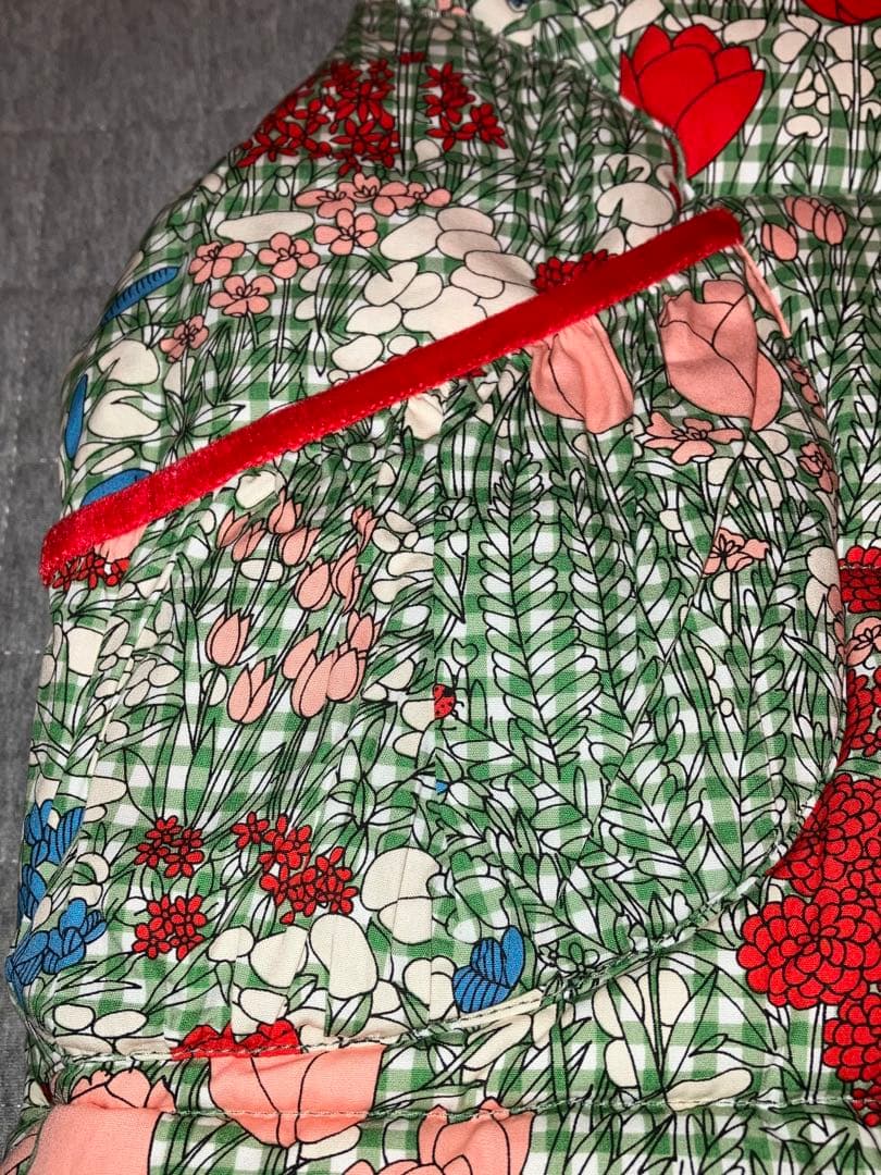 キャシャレル babyjane Cacharel 花柄 リバーシブル 中綿ベスト