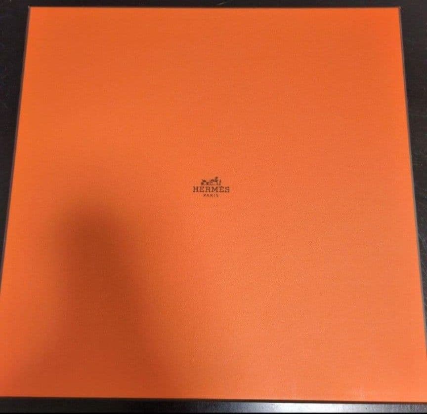 HERMES エルメスモザイク ヴァンキャトル プラチナ プチカレ（プレート）