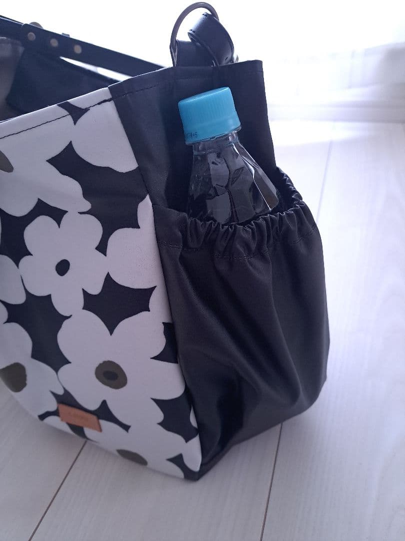 マザーズバッグサイズワンハンドルバッグ　大きい花柄