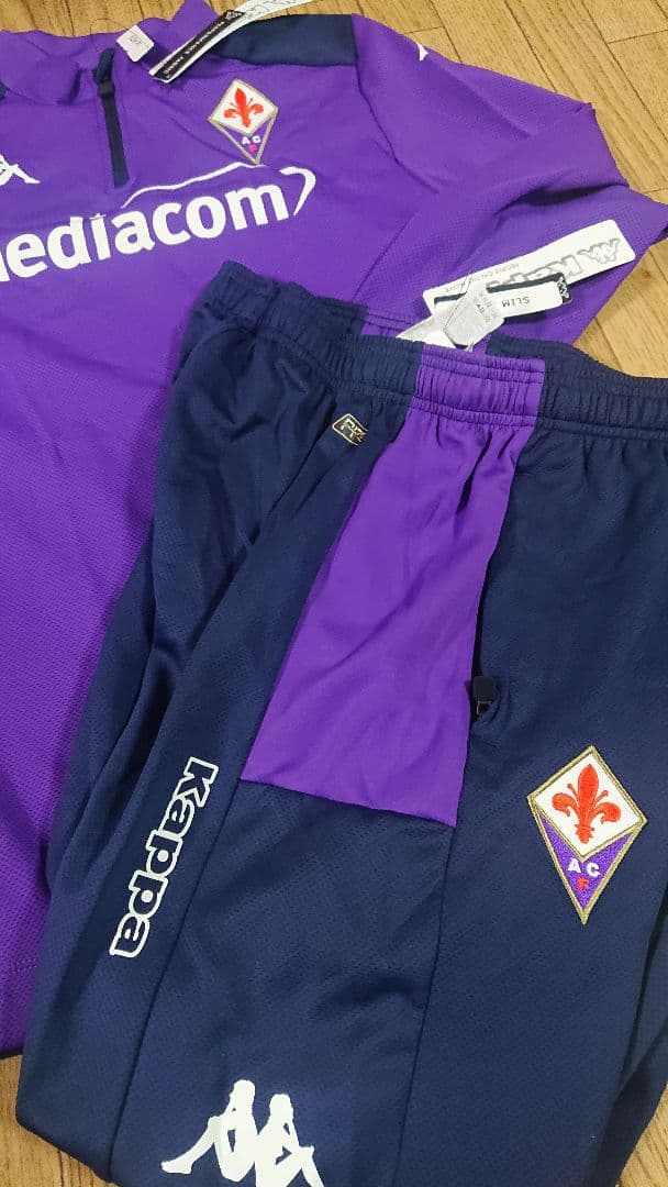 新品kappaフィオレンティーナトレーニングジャケットパンツセット