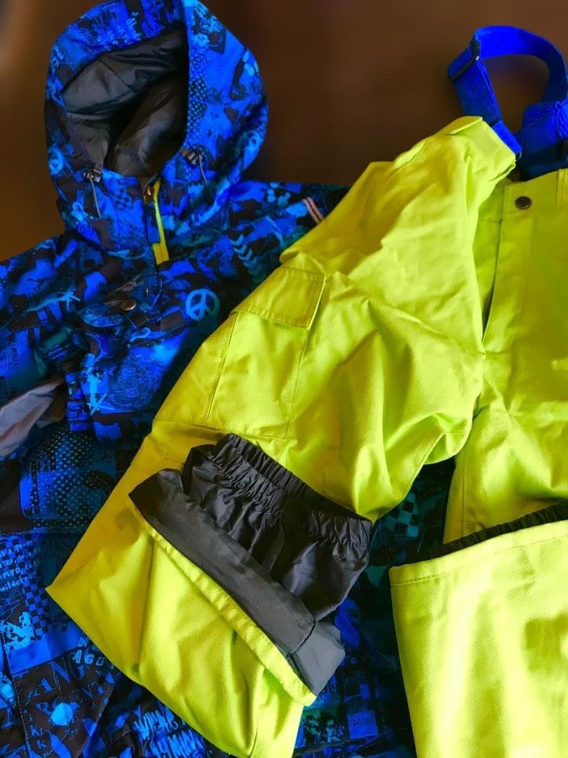 スノーボードウェア上下セット　 子ども用 130サイズ