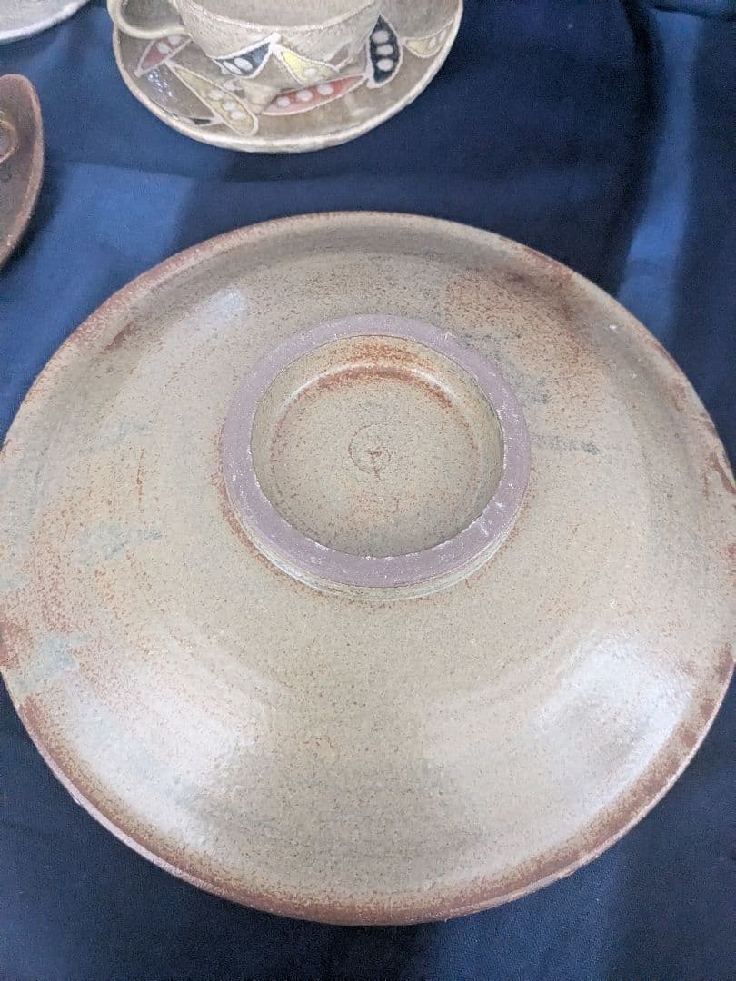 【北川稔一氏作】沖縄やちむん 陶器カップ＆ソーサーと皿セット