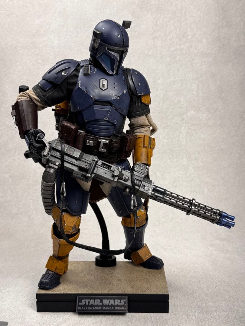 コ*タ様 重歩兵マンダロリアン ホットトイズ 1/6フィギュア