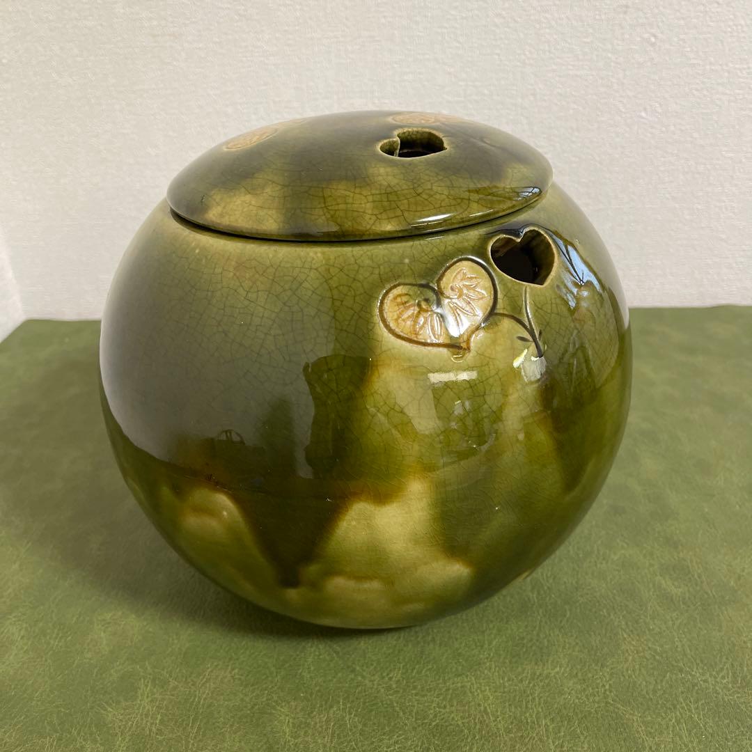 火鉢 織部　蓋付き　香炉　蚊取り線香入れ 花器 炭 灰 陶器 透かし インテリア