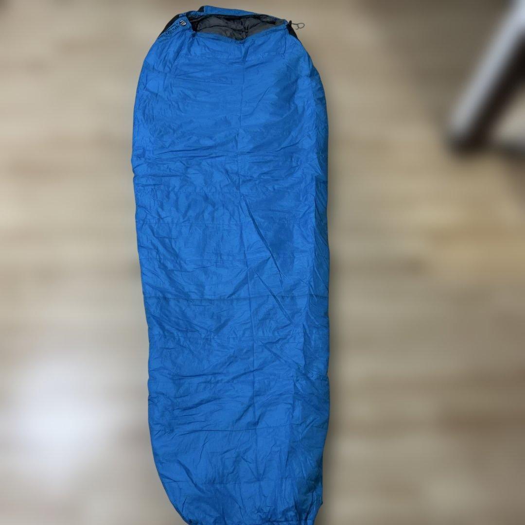 ISUKA Alpha Light 700 X 3シーズン寝袋