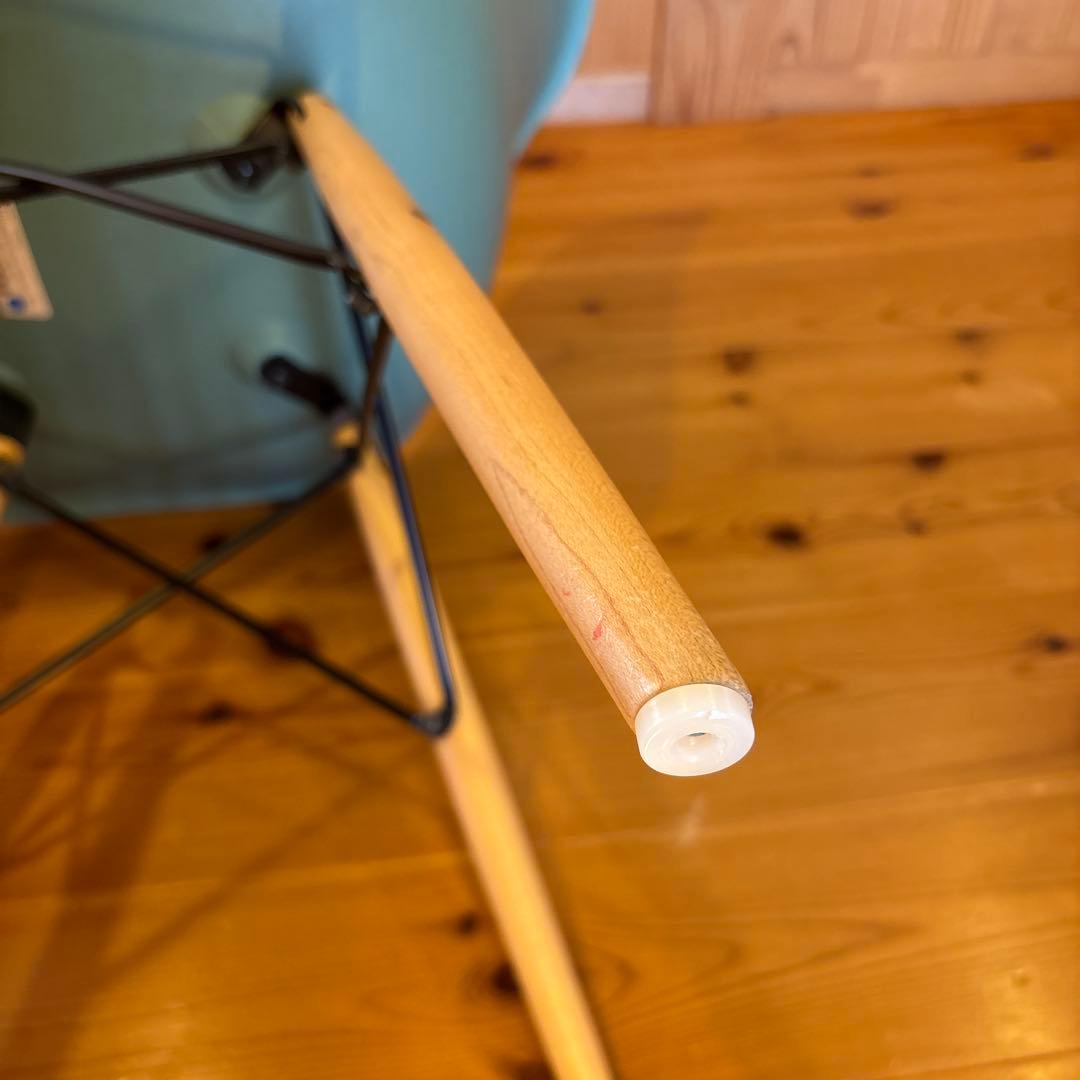 数量限定イームズシェルチェア　シーフォームグリーン　DSW ハーマンミラー