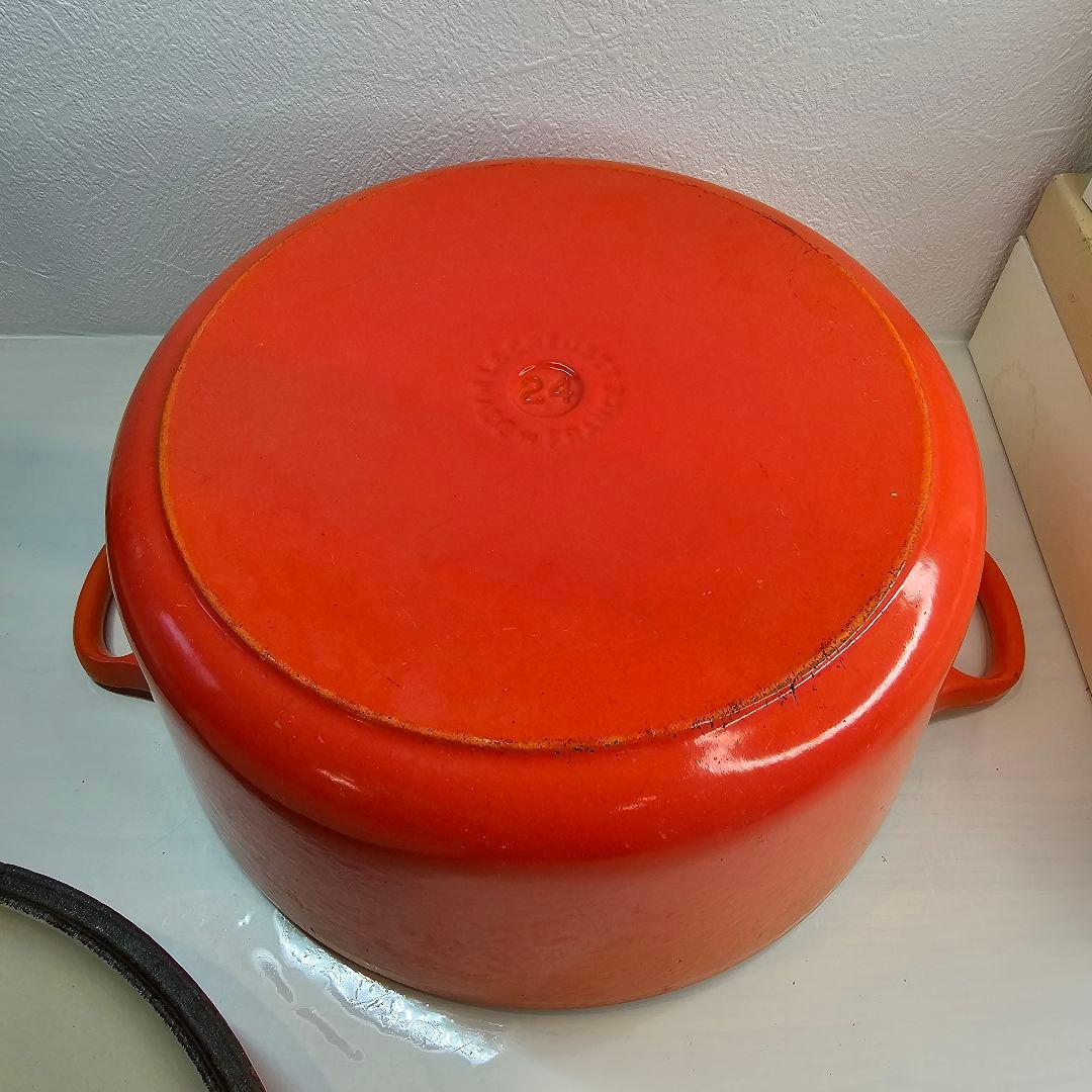 LE CREUSET ル・クルーゼ オレンジ 鋳鉄製 両手鍋 24cm