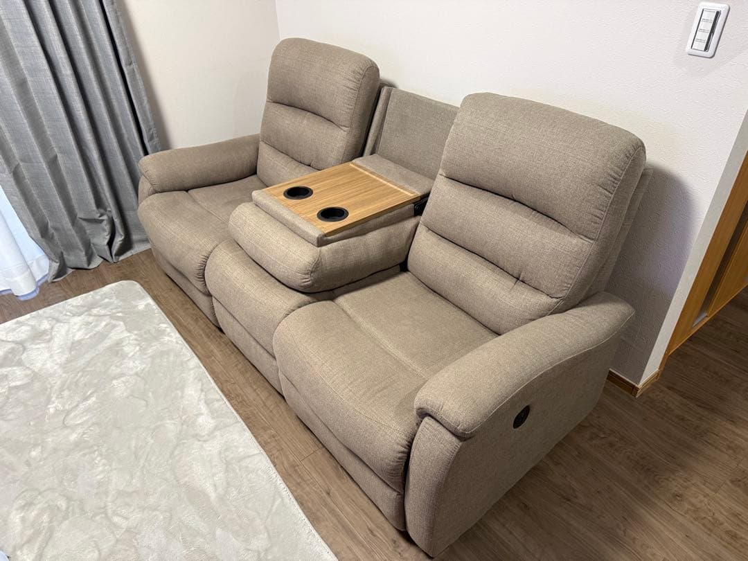 【からあげ】ニトリ Nビリーバー 電動リクライニングソファ 3人掛け