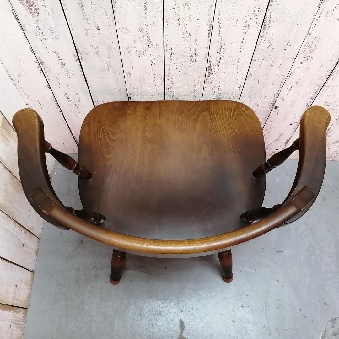 キツツキ アームチェア キャプテンチェア 肘掛け椅子 ウィンザーチェア 飛騨産業