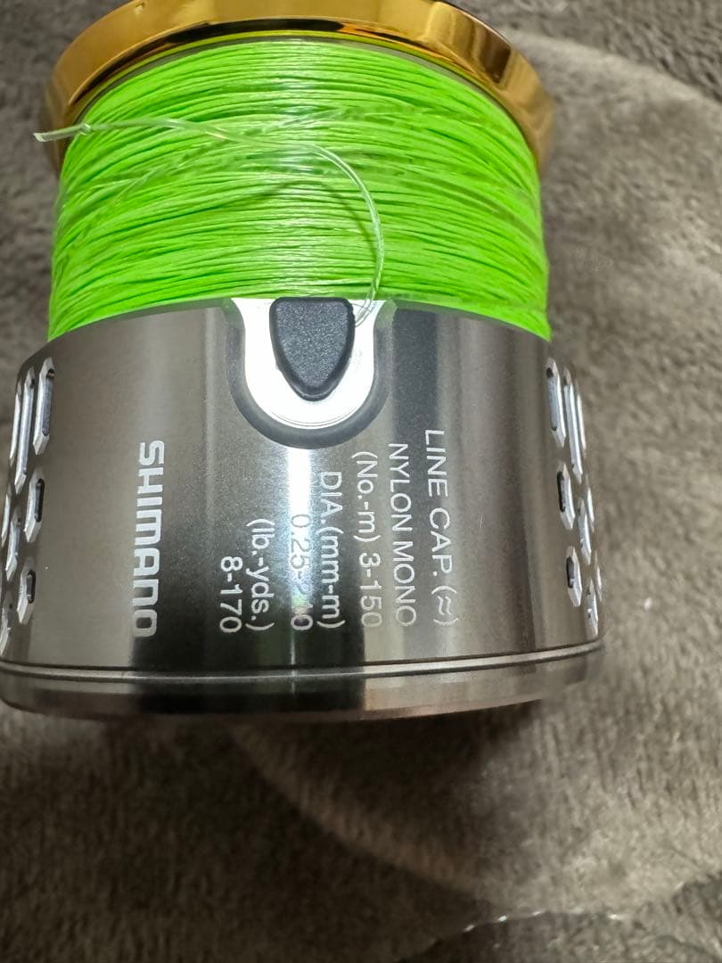 18STELLA 3000MHG スピニングリール　スプール付