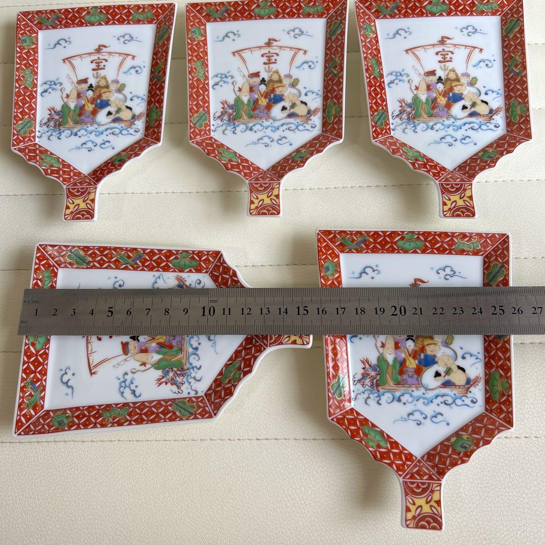 前畑陶器　縁起商店　赤絵　金彩　七福神　羽子板皿揃　５枚セット　銘々皿　正月