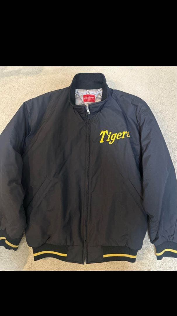 最終値下げ　　阪神Tigers 刺繍 レア　ブラック　スタジアムジャンパー